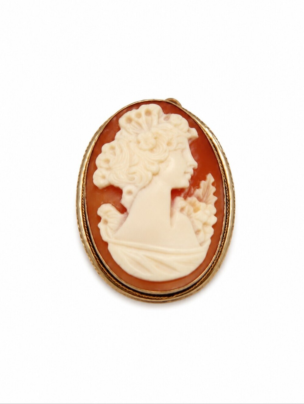 Classic Carved Shell Cameo Brooch - Cream on Brown